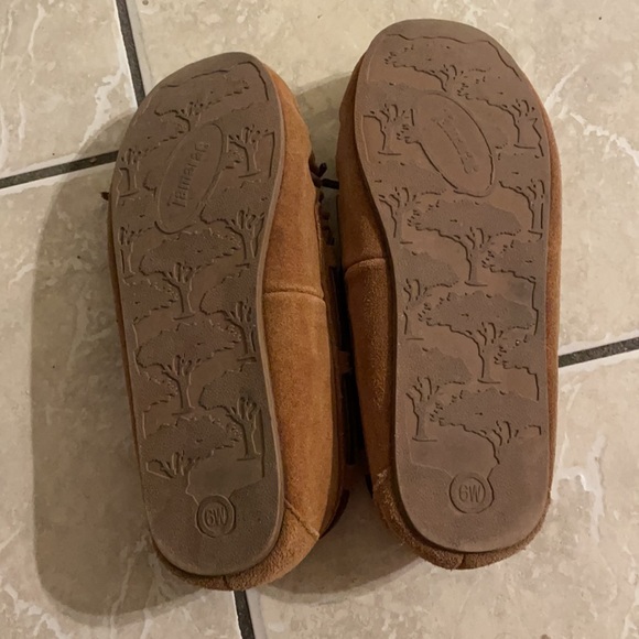 Tamarac Moccasins - Picture 2 of 2